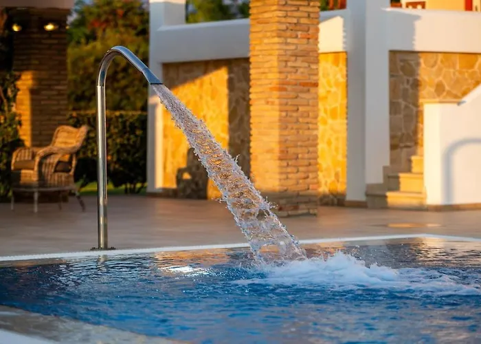 Вилла Vinaria Litoa Waterfront Миния