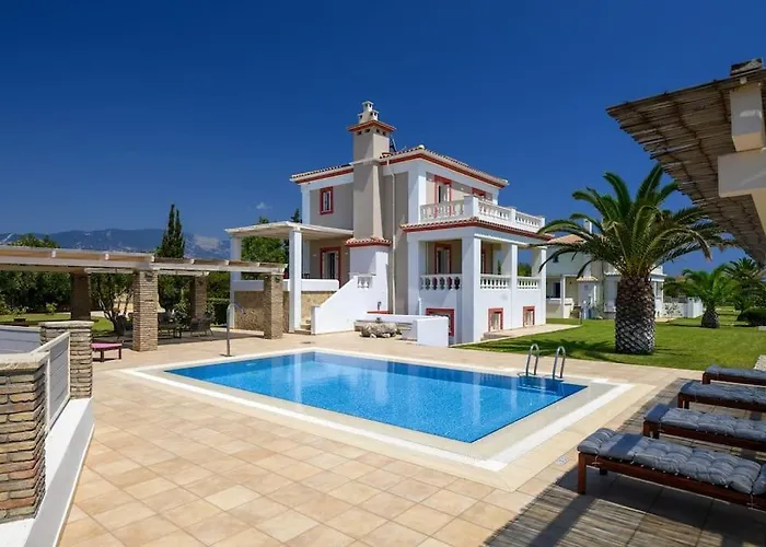 Vinaria Litoa Waterfront Миния