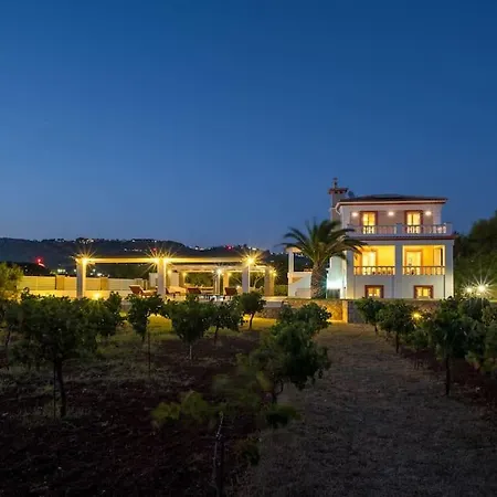 Vinaria Litoa ヴィラ