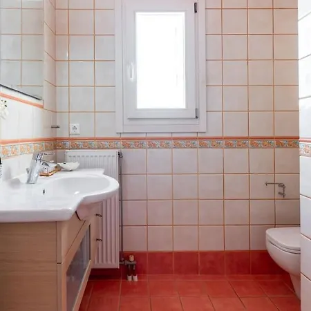 Vinaria Litoa Villa *