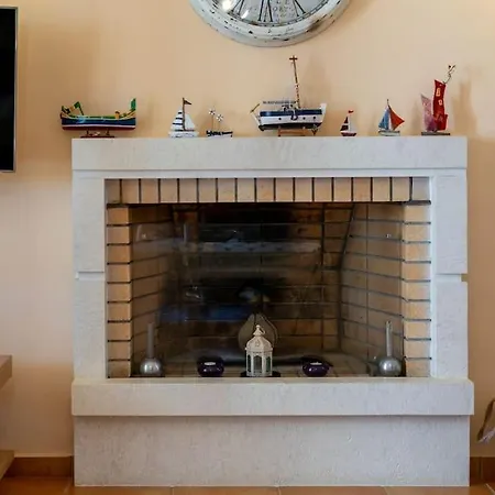 Vinaria Litoa Villa *