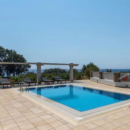 Vinaria Litoa Waterfront Villa Minia